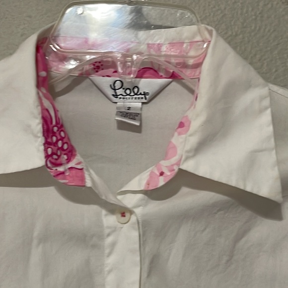 LILLY PULITZER BUTTON DOWN PINK AND WHITE TOP - Picture 5 of 10